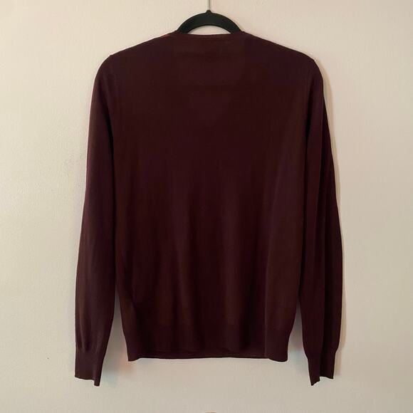 Burberry London Men's size Small Plum Purple 100% Merino Wool V-neck Sweater - Picture 5 of 8